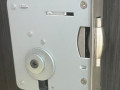 Замок врезной 5050 SN без сердцевины (ролики на скобы)
